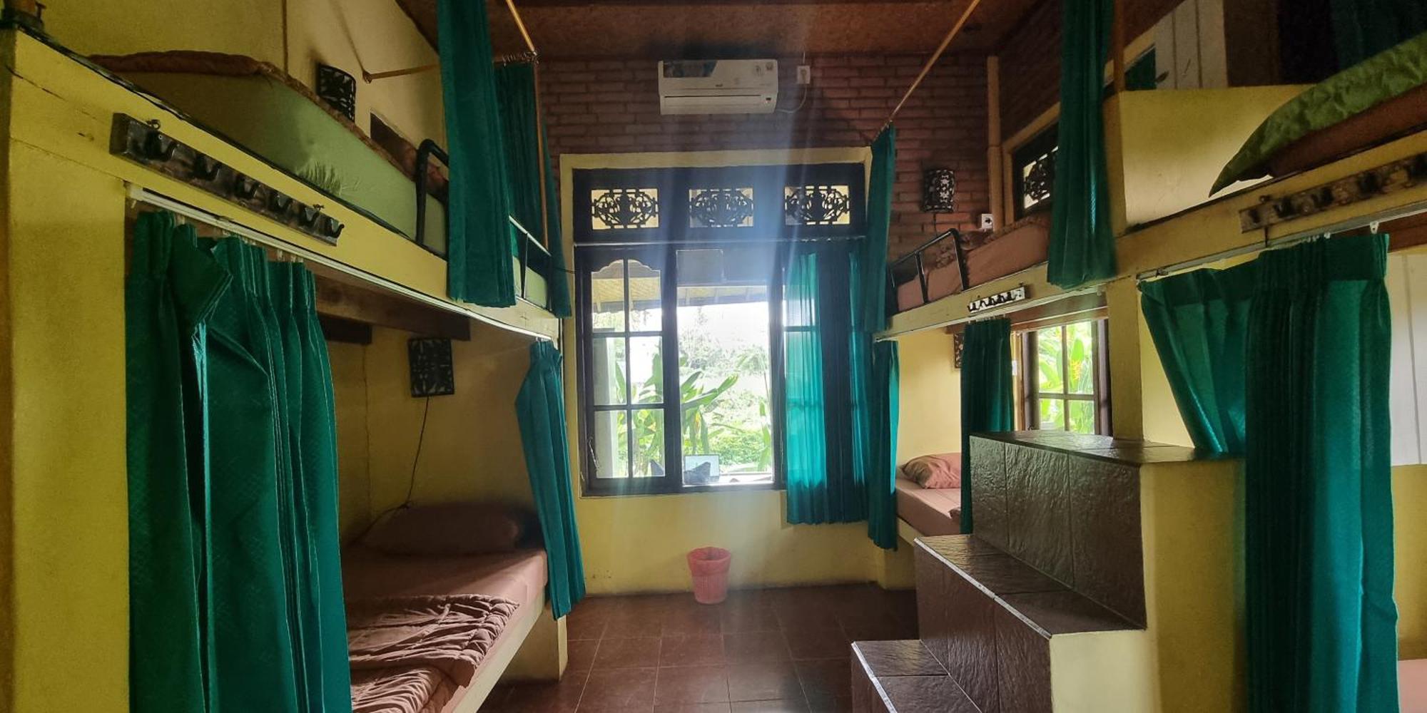 Ostello Keladi House *